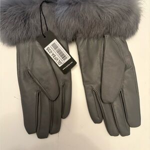 Elegant Gray Leather Gloves with Fur Cuff